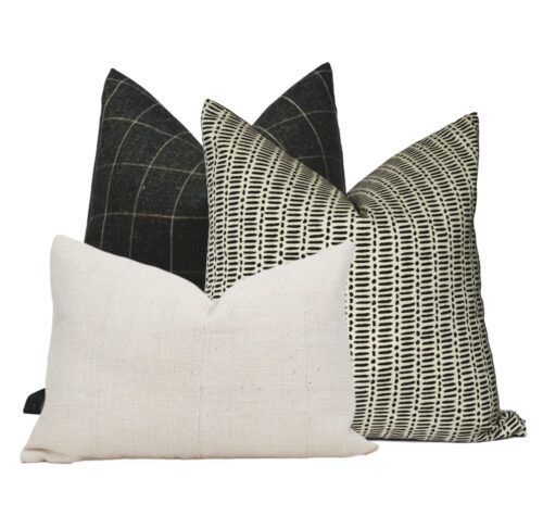 Black and Cream Pillow Set